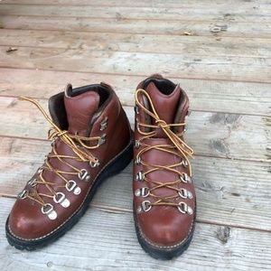 Danner Mountain Light Boots Size 6.5